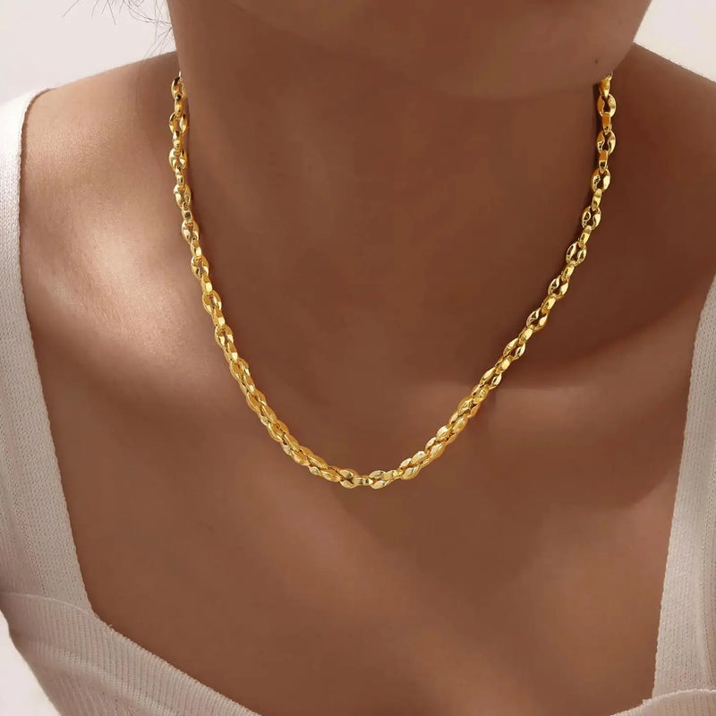 Elegant Handmade Chain Necklace for Women – Gold Stainless Steel 5mm